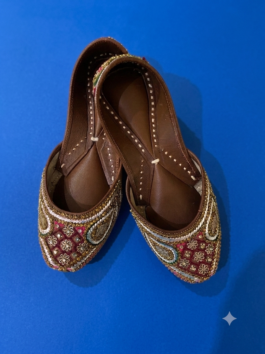 Brown silver taar Kundan work ghunghroo mojri