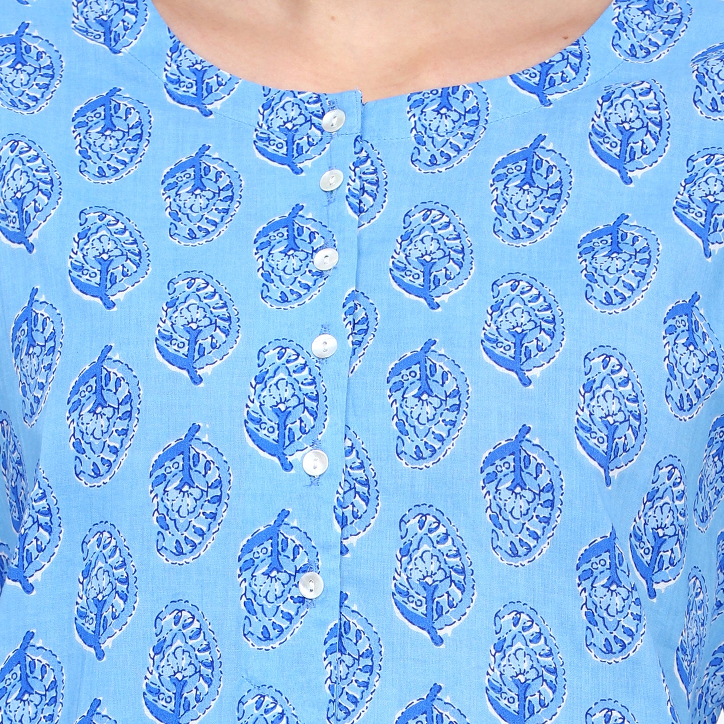 Embroidered Straight Collar with Mandarin Collar