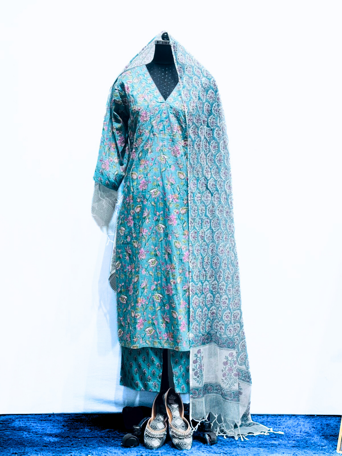 Mal Cotton Printed Suit