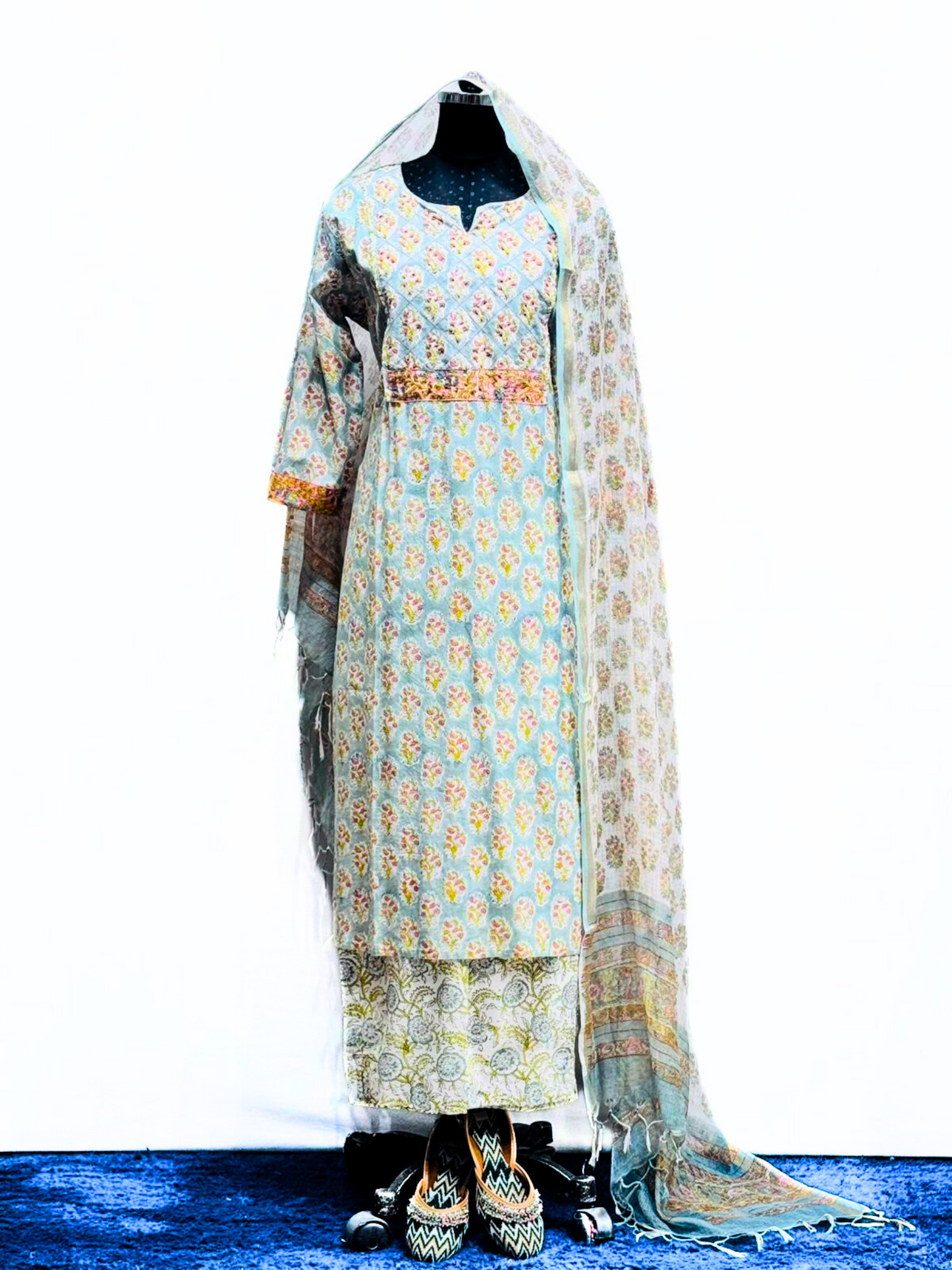 Mal Cotton Printed Suit