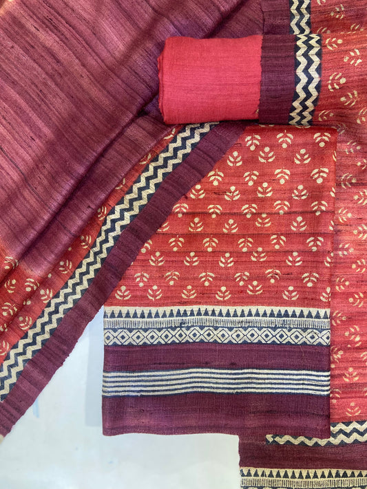 Red Printed Unstitched Fabric