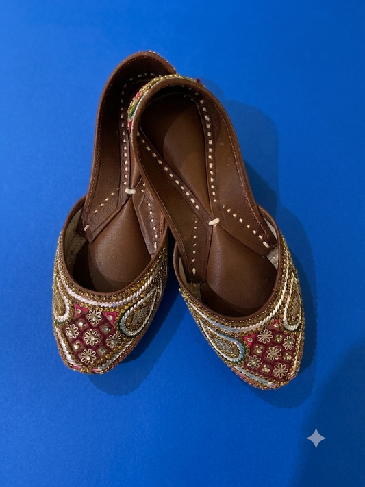 Brown silver taar Kundan work ghunghroo mojri